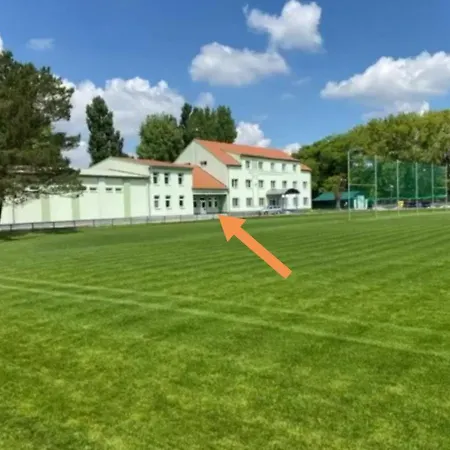 Tj Jiskra منزل للإقامة Strážnice